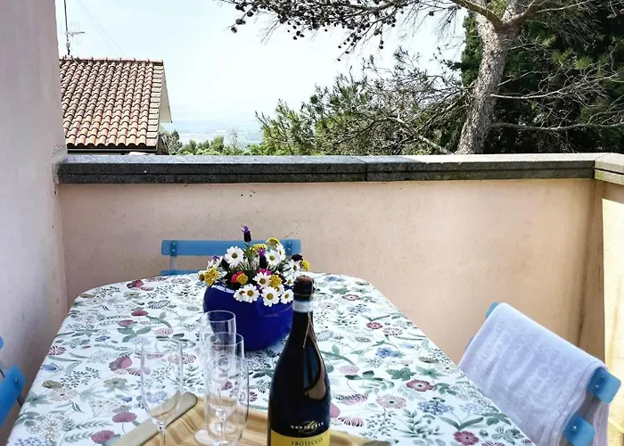 Διαμέρισμα Simonetta Castellina Marittima